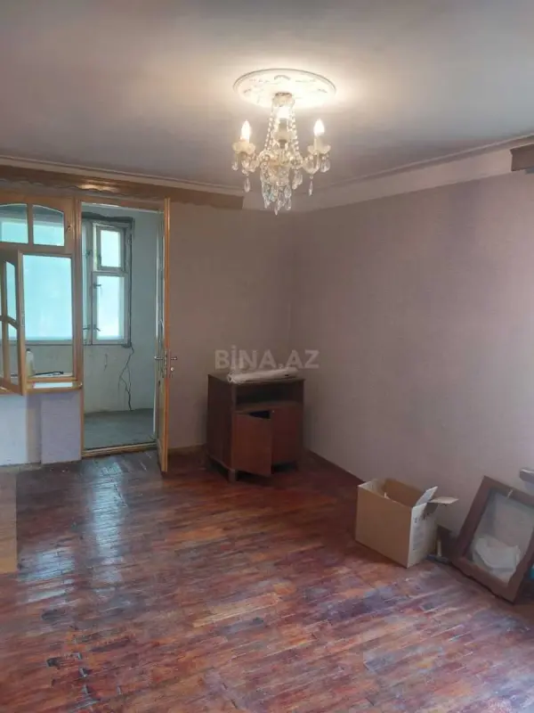 Satılır 1 otaqlı mənzil 42 m²