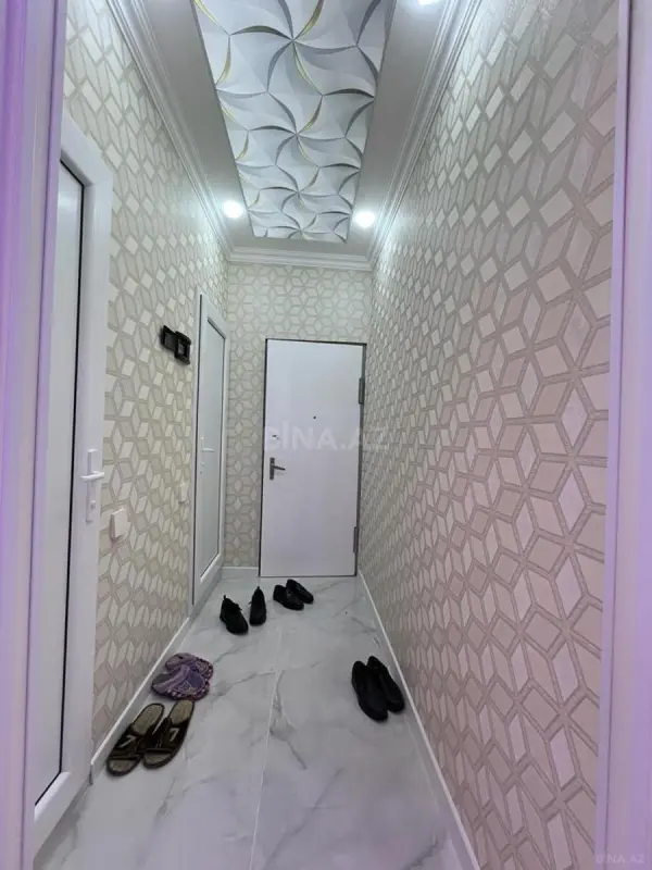 Satılır 2 otaqlı mənzil 62 m²