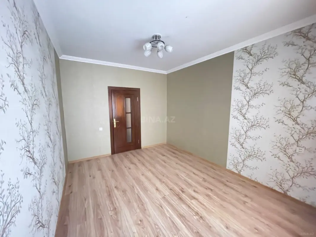 Satılır 4 otaqlı mənzil 87 m²