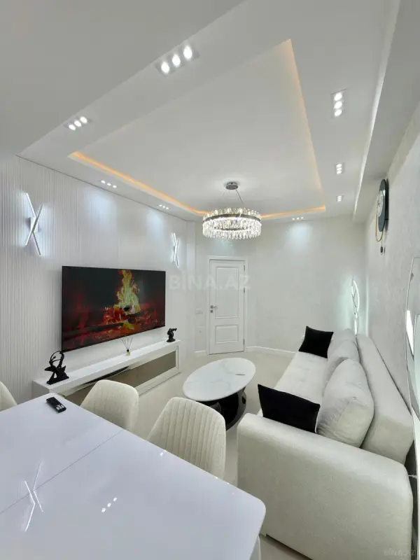 Kirayə verilir 2 otaqlı mənzil 55 m²