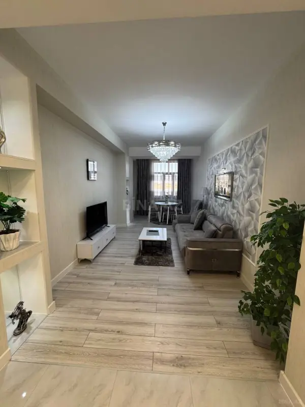 Satılır 3 otaqlı mənzil 95 m²