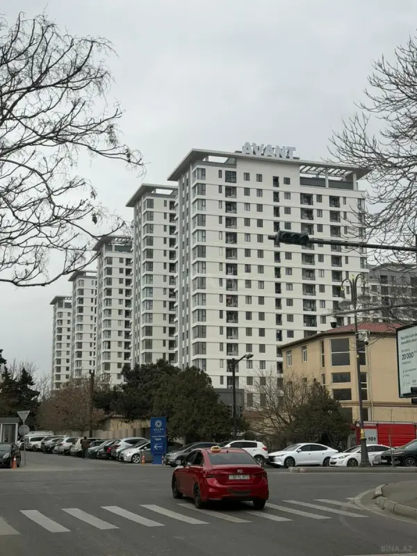 Satılır 4 otaqlı mənzil 96 m²