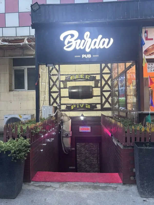 Satılır obyekt 140 m²