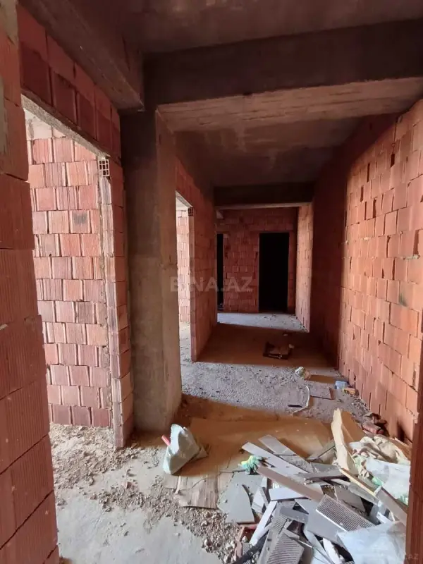 Satılır 3 otaqlı mənzil 96 m²