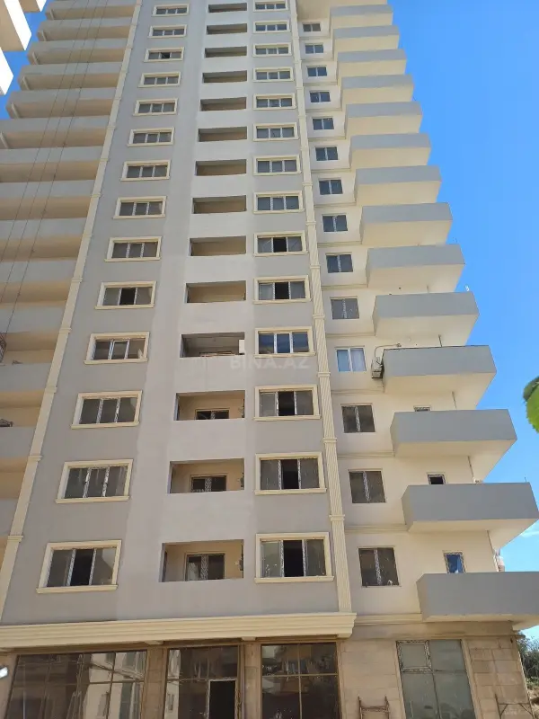 Satılır 2 otaqlı mənzil 120 m²