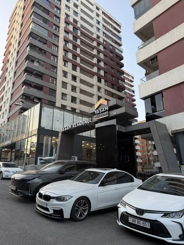 Satılır 3 otaqlı mənzil 120 m²