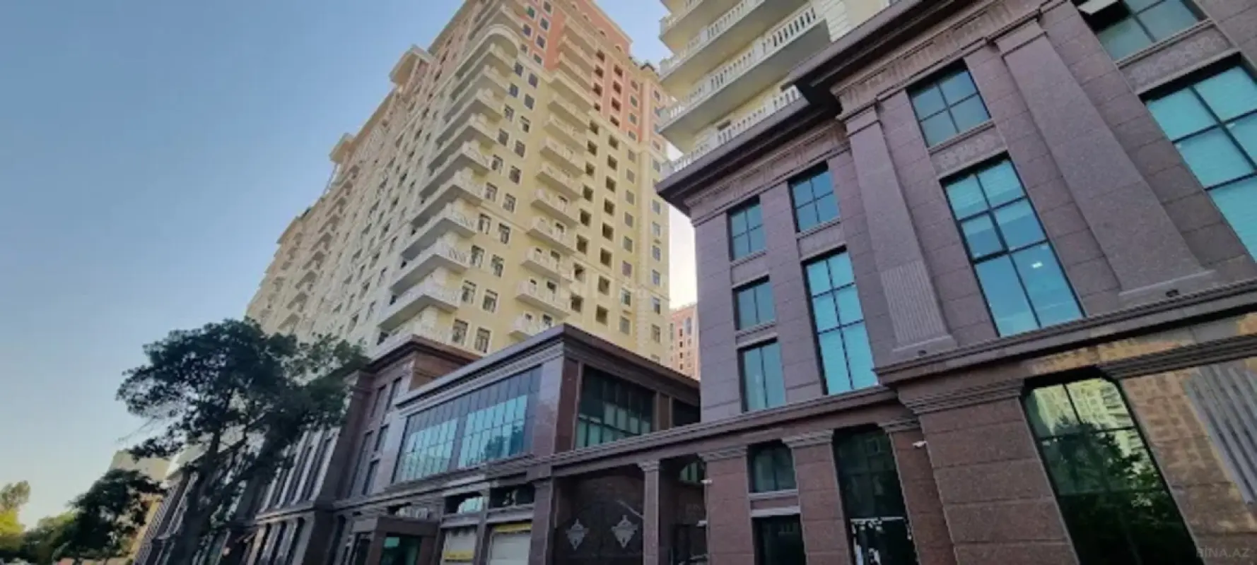 Satılır 2 otaqlı mənzil 70 m²