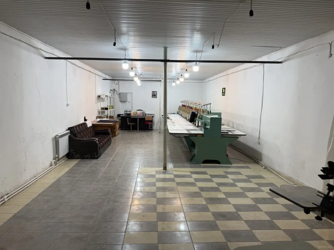 Kirayə verilir obyekt 220 m²