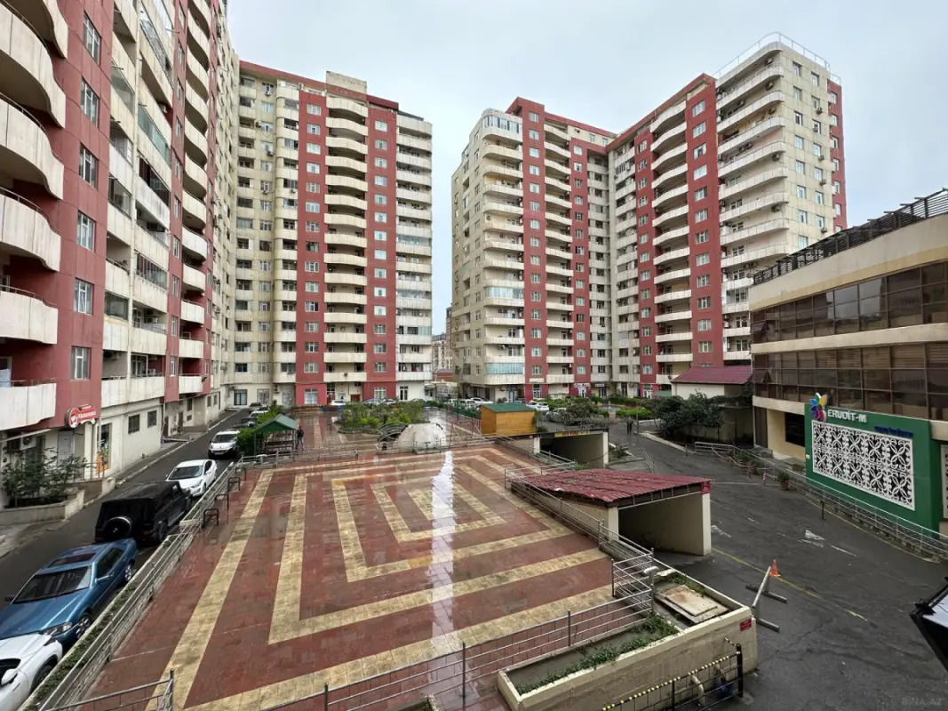 Satılır 2 otaqlı mənzil 90 m²