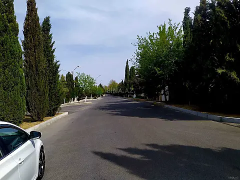 Satılır 8 otaqlı həyət evi 375 m² — Bakı 8 otaq 375.00 m²