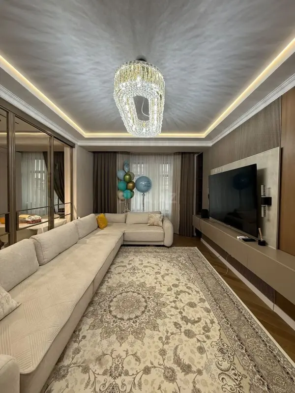 Kirayə verilir 2 otaqlı mənzil 80 m²