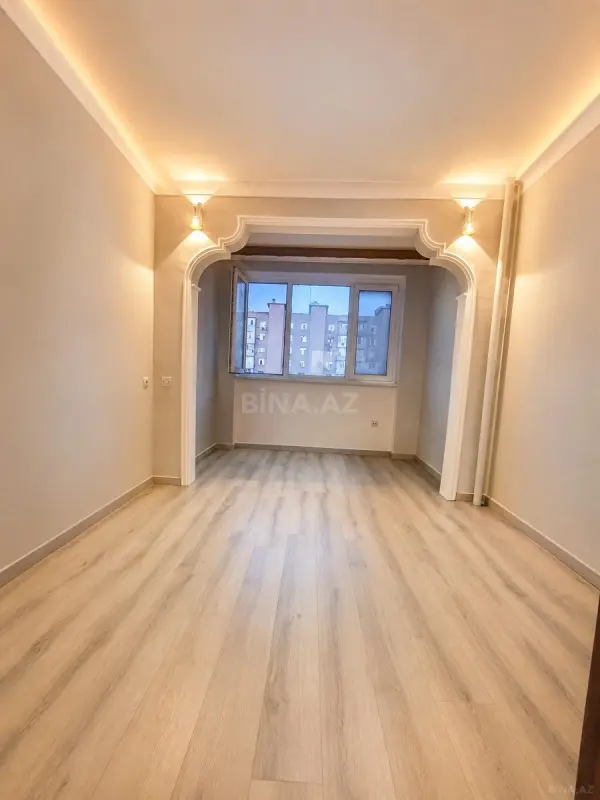 Satılır 3 otaqlı mənzil 83.6 m²