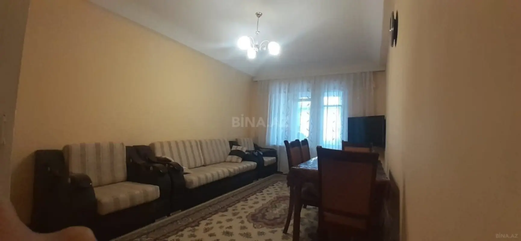 Kirayə verilir 2 otaqlı mənzil 65 m²