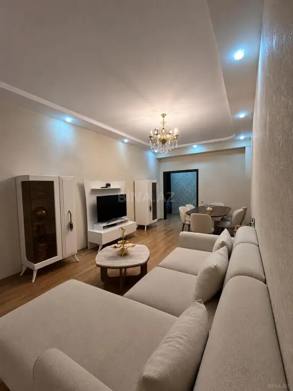 Satılır 3 otaqlı mənzil 106 m²