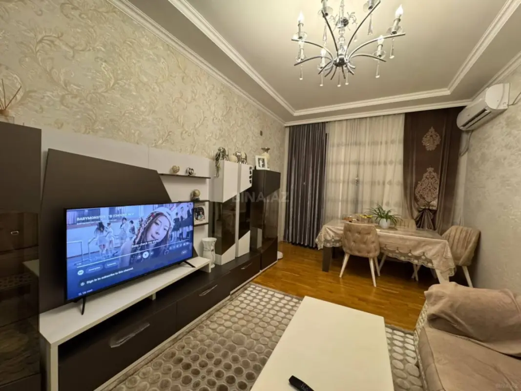 Satılır 3 otaqlı mənzil 107 m²