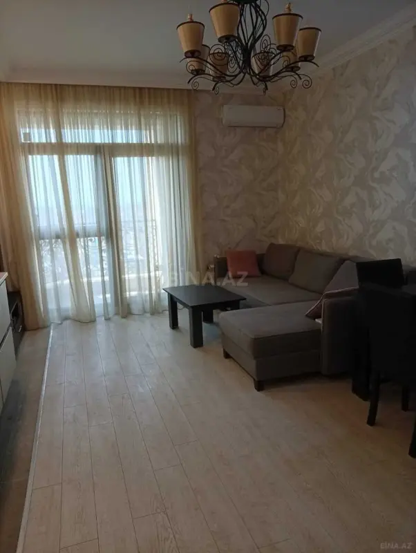 Satılır 3 otaqlı mənzil 94.9 m²