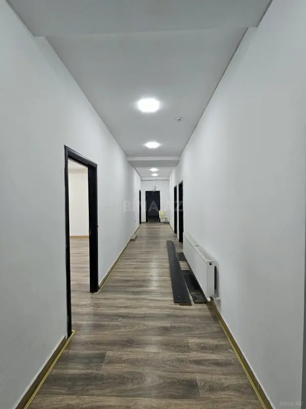 Kirayə verilir 8 otaqlı ofis 400 m²