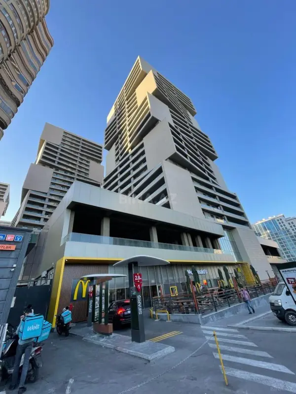 Kirayə verilir 2 otaqlı mənzil 65 m²