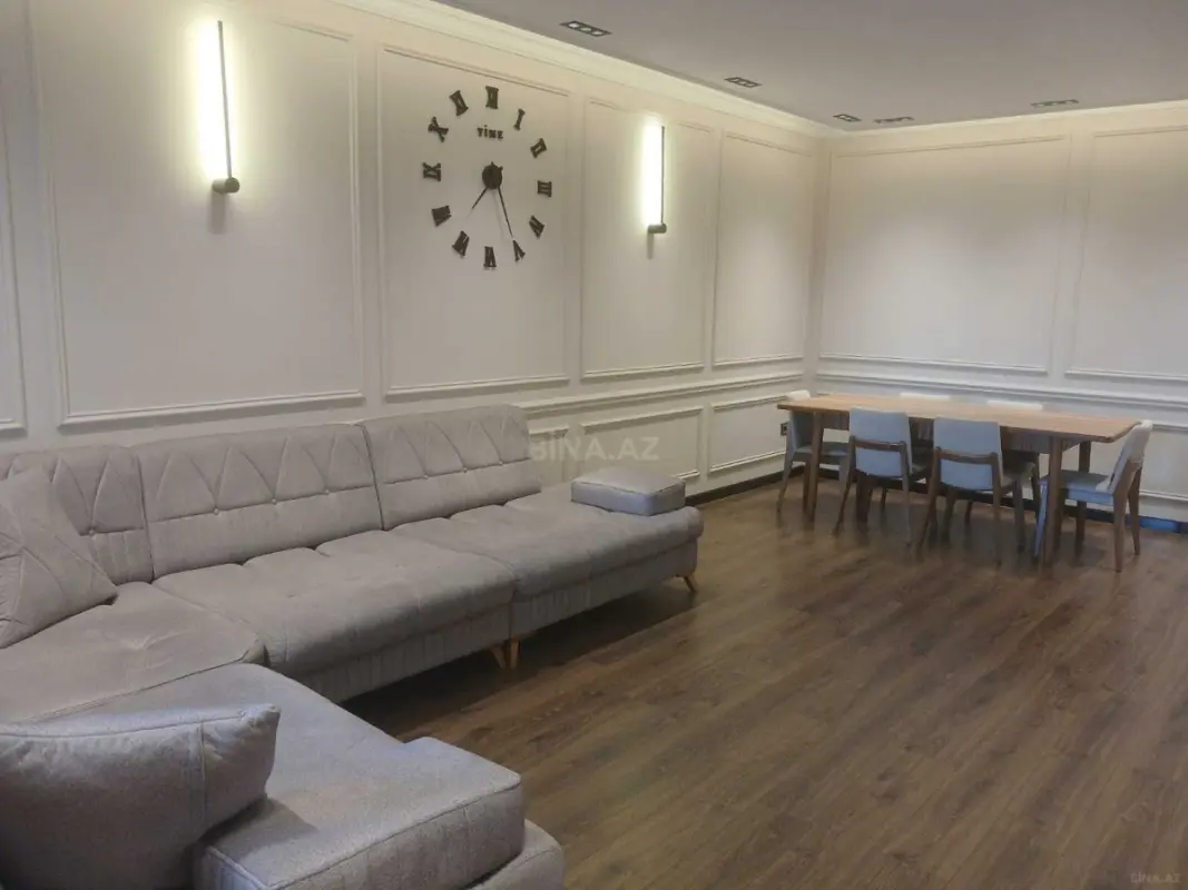 Kirayə verilir 3 otaqlı mənzil 140 m²