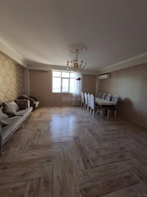 Kirayə verilir 3 otaqlı mənzil 145 m²