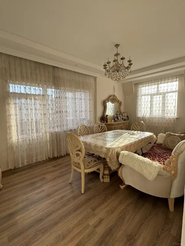 Satılır 3 otaqlı mənzil 100 m²