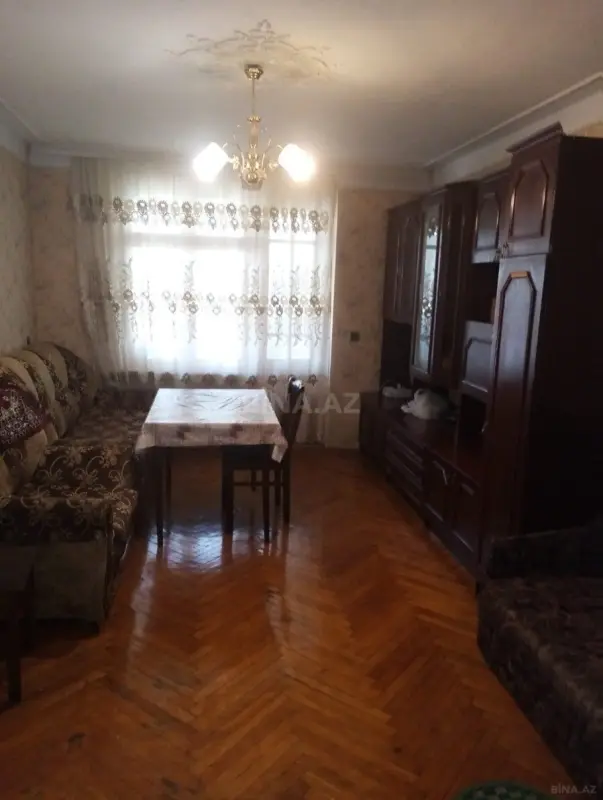 Kirayə verilir 2 otaqlı mənzil 50 m²