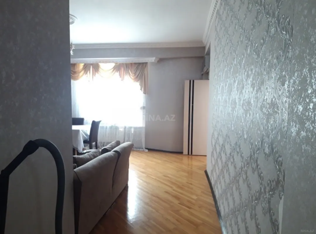 Satılır 2 otaqlı mənzil 70 m²
