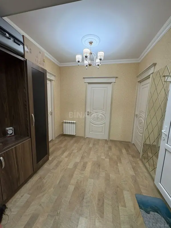 Satılır 3 otaqlı mənzil 77 m²