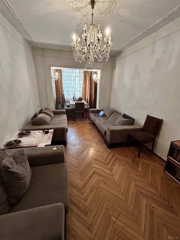 Satılır 3 otaqlı mənzil 90 m²