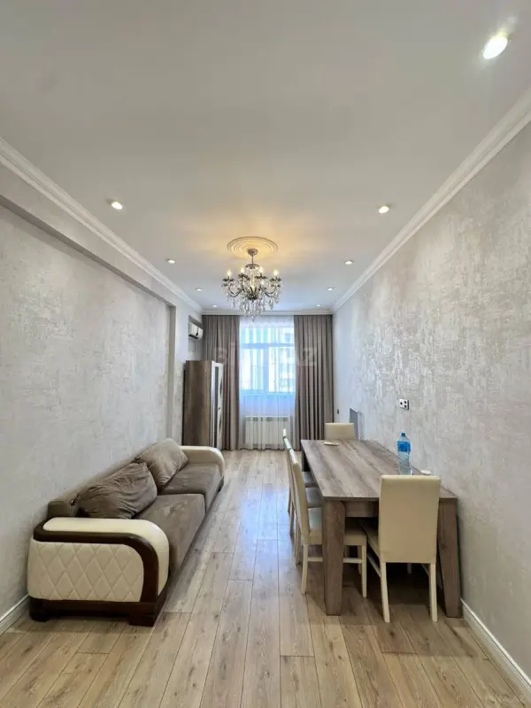 Satılır 2 otaqlı mənzil 85 m²