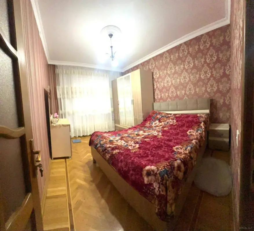 Satılır 3 otaqlı mənzil 90 m²