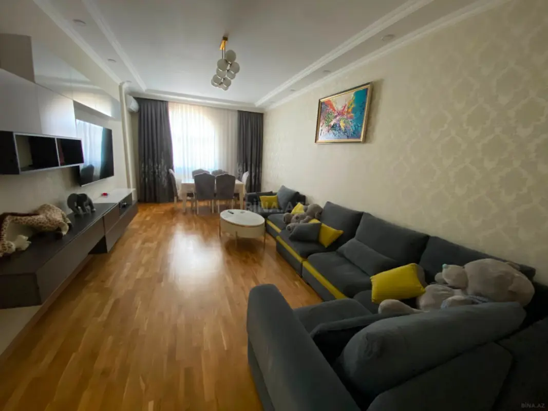Kirayə verilir 3 otaqlı mənzil 120 m²