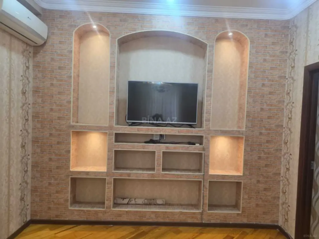 Kirayə verilir 2 otaqlı mənzil 80 m²