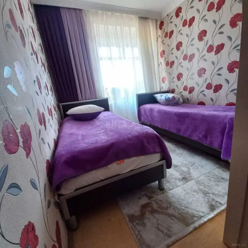 Satılır 2 otaqlı mənzil 70 m²