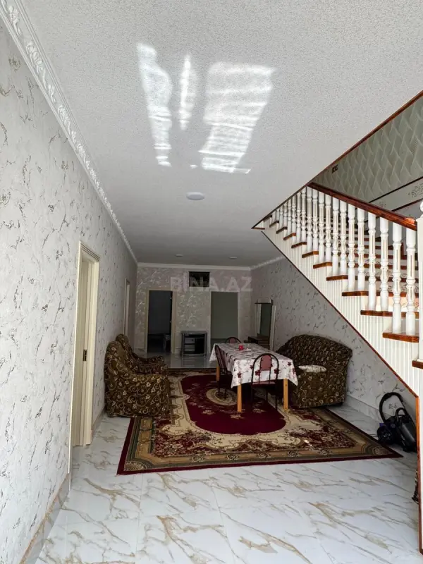 Kirayə verilir 3 otaqlı həyət evi 220 m²