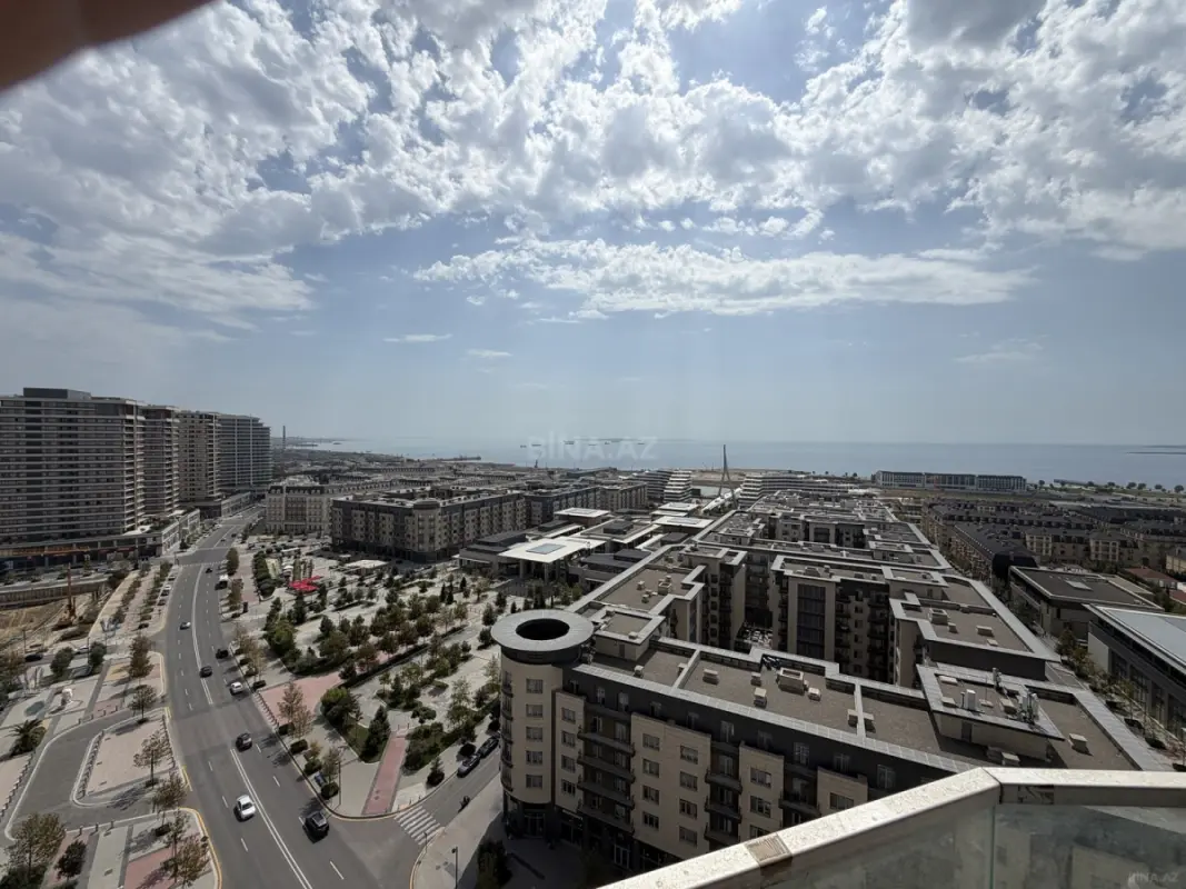 Satılır 4 otaqlı mənzil 224.8 m²