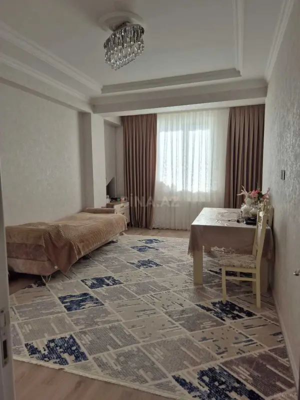 Satılır 2 otaqlı mənzil 63 m²