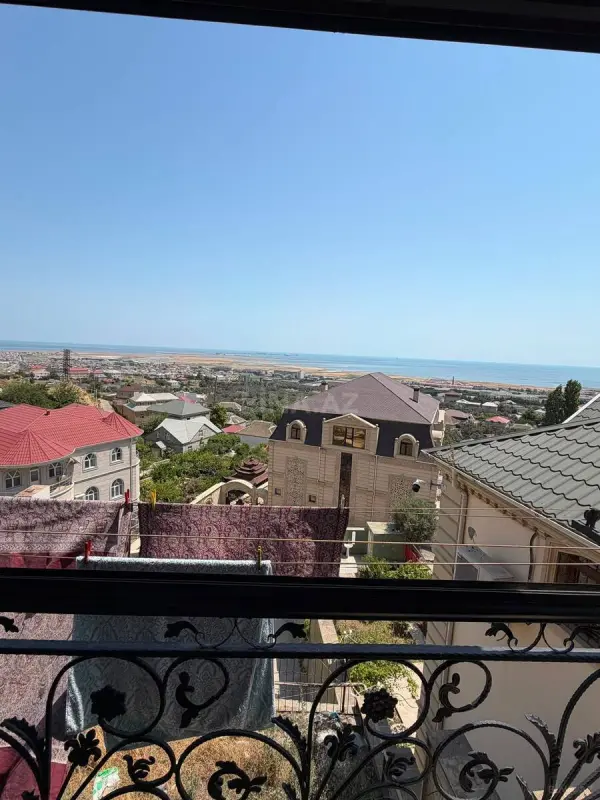 Satılır 3 otaqlı mənzil 125 m²