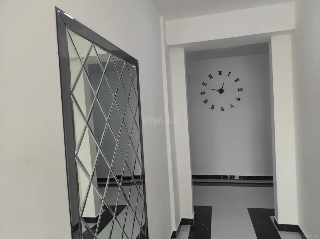 Satılır 3 otaqlı mənzil 127 m²