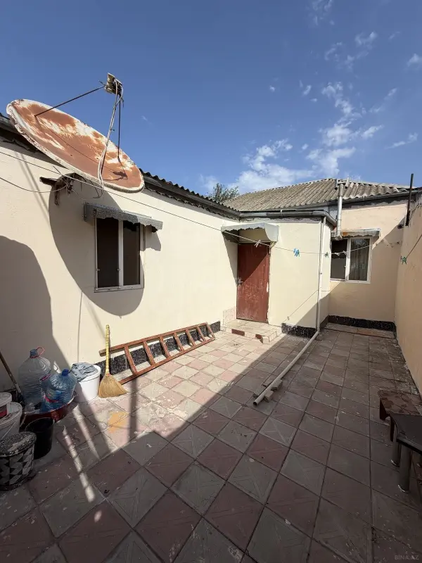 Satılır 3 otaqlı həyət evi 90 m²
