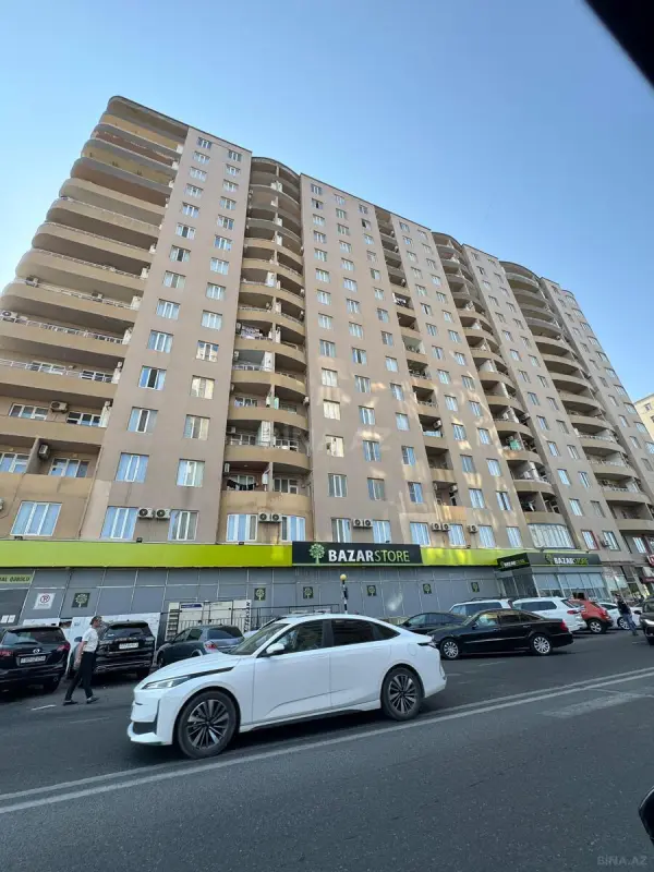 Satılır 3 otaqlı mənzil 125 m²