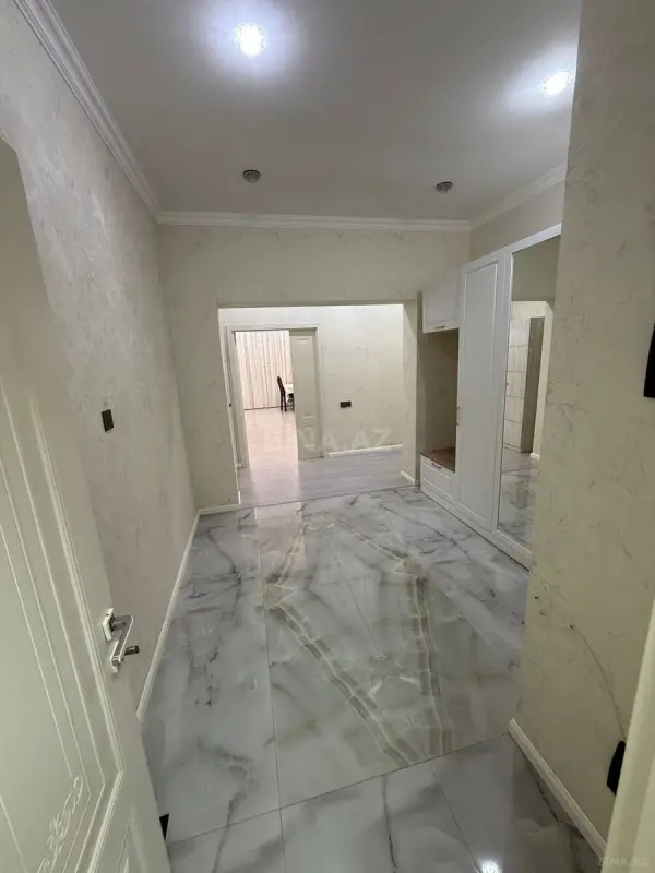 Kirayə verilir 3 otaqlı mənzil 125 m²