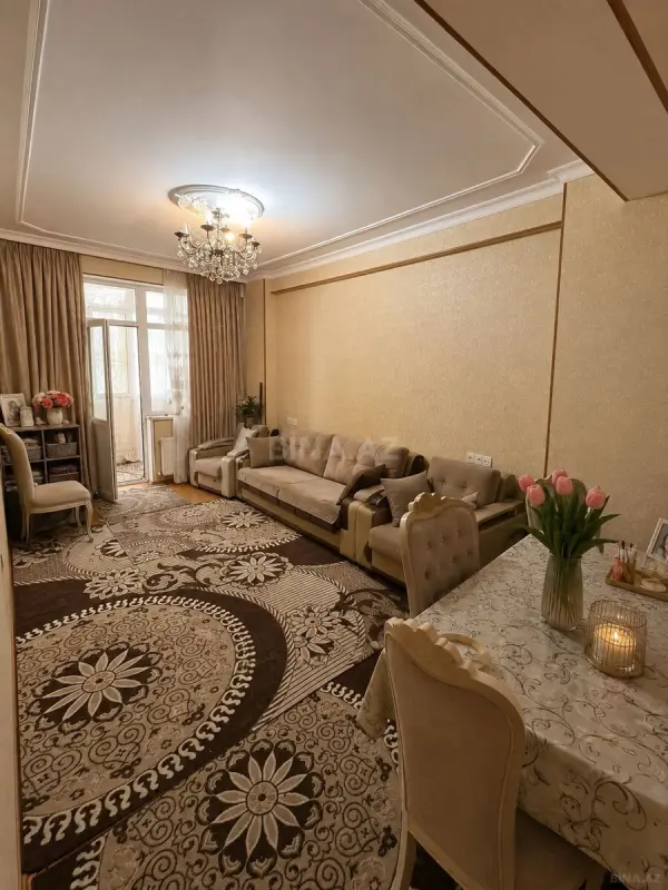 Satılır 2 otaqlı mənzil 70 m²