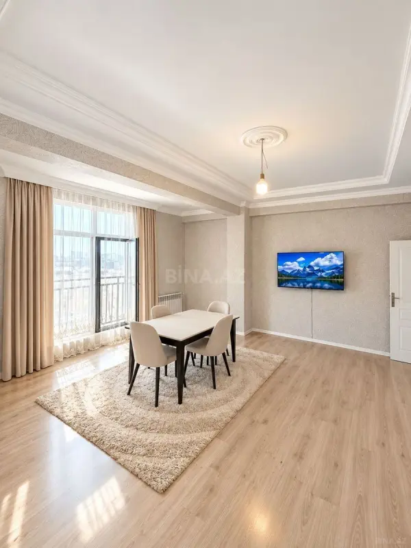 Satılır 2 otaqlı mənzil 80 m²
