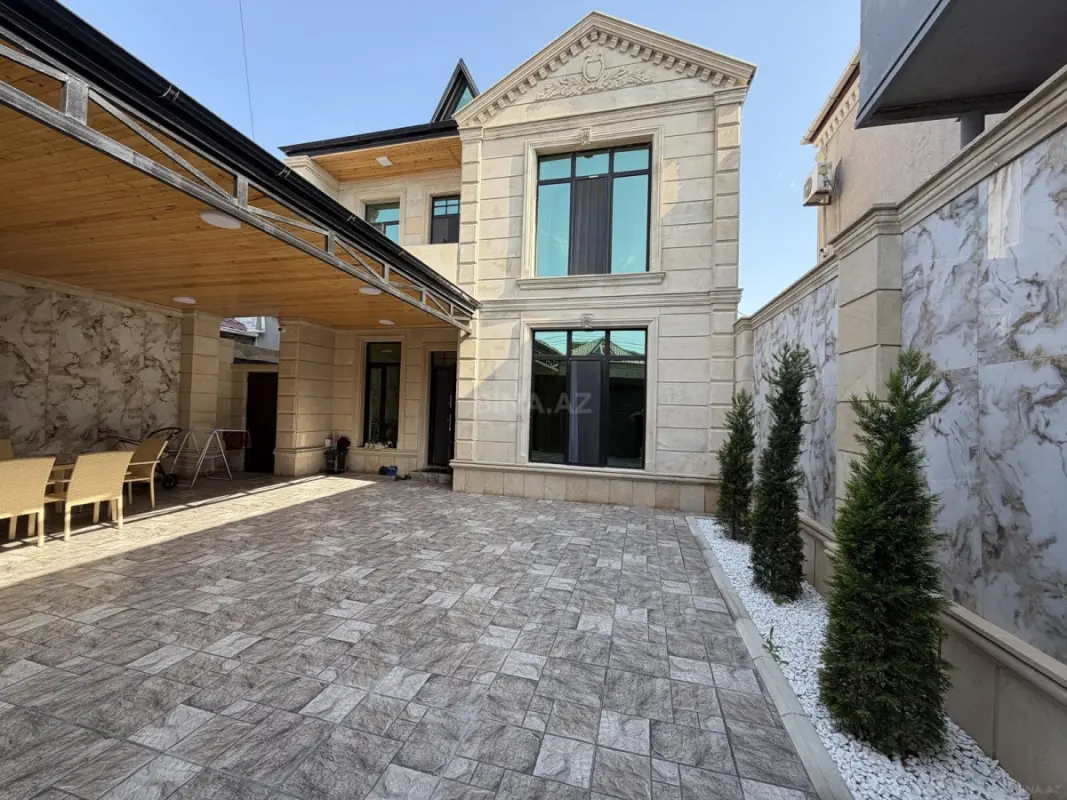Satılır 5 otaqlı həyət evi 200 m²
