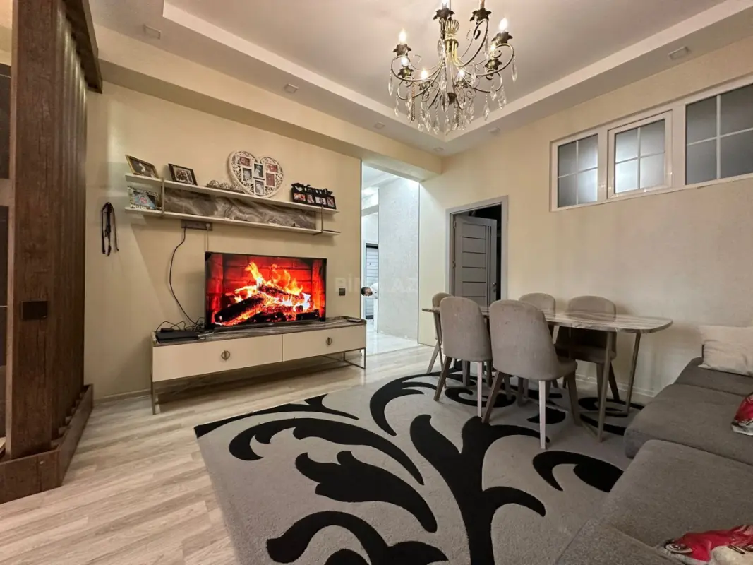 Satılır 4 otaqlı mənzil 100 m²