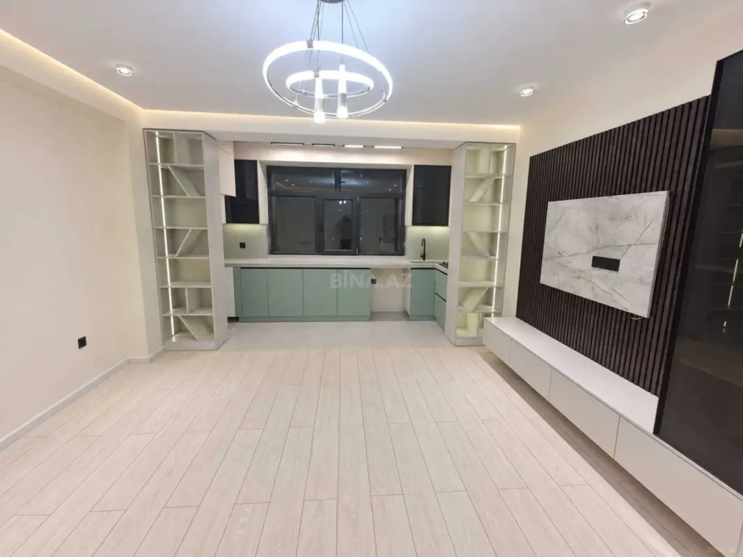 Satılır 3 otaqlı mənzil 82 m²
