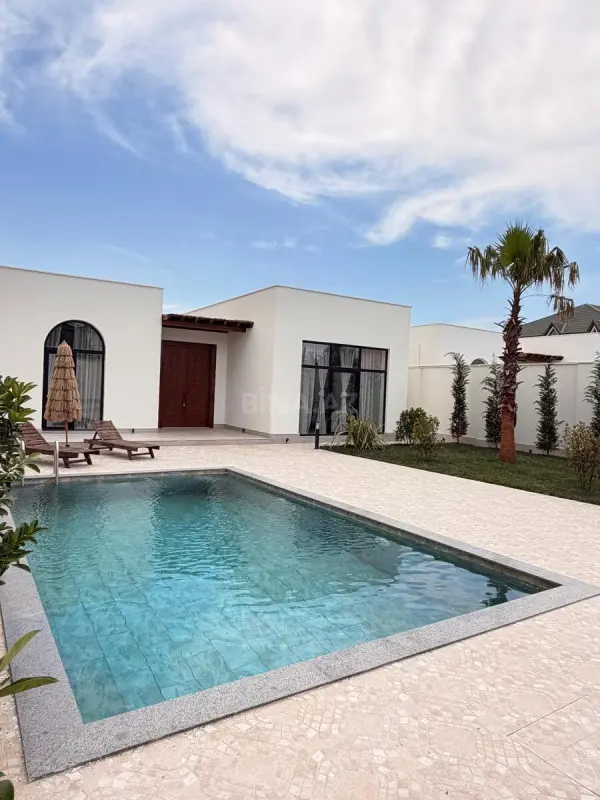 Satılır 4 otaqlı həyət evi 161 m²
