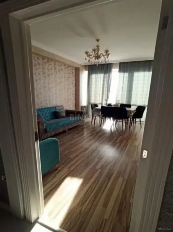 Kirayə verilir 2 otaqlı mənzil 56 m²
