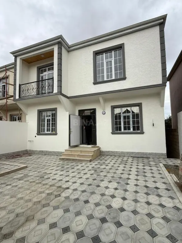 Satılır 4 otaqlı həyət evi 150 m²
